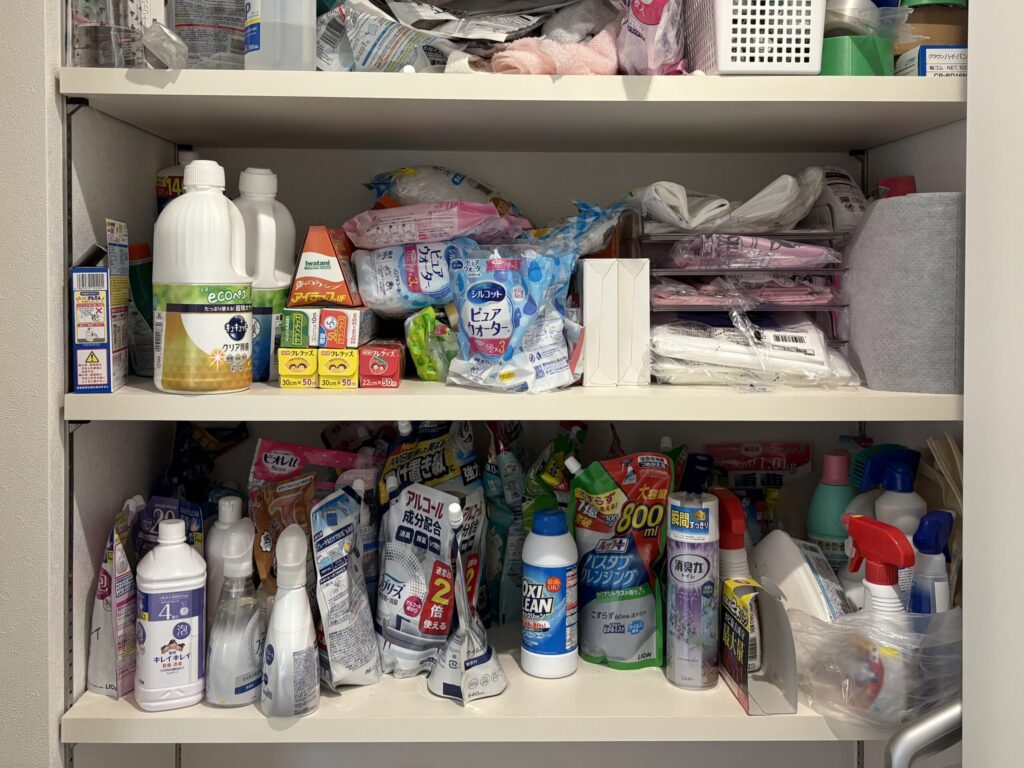 ゴチャゴチャした日用品ストック